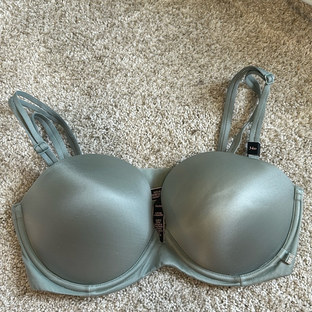 NWT very sexy push up bra from Victoria’s Secret